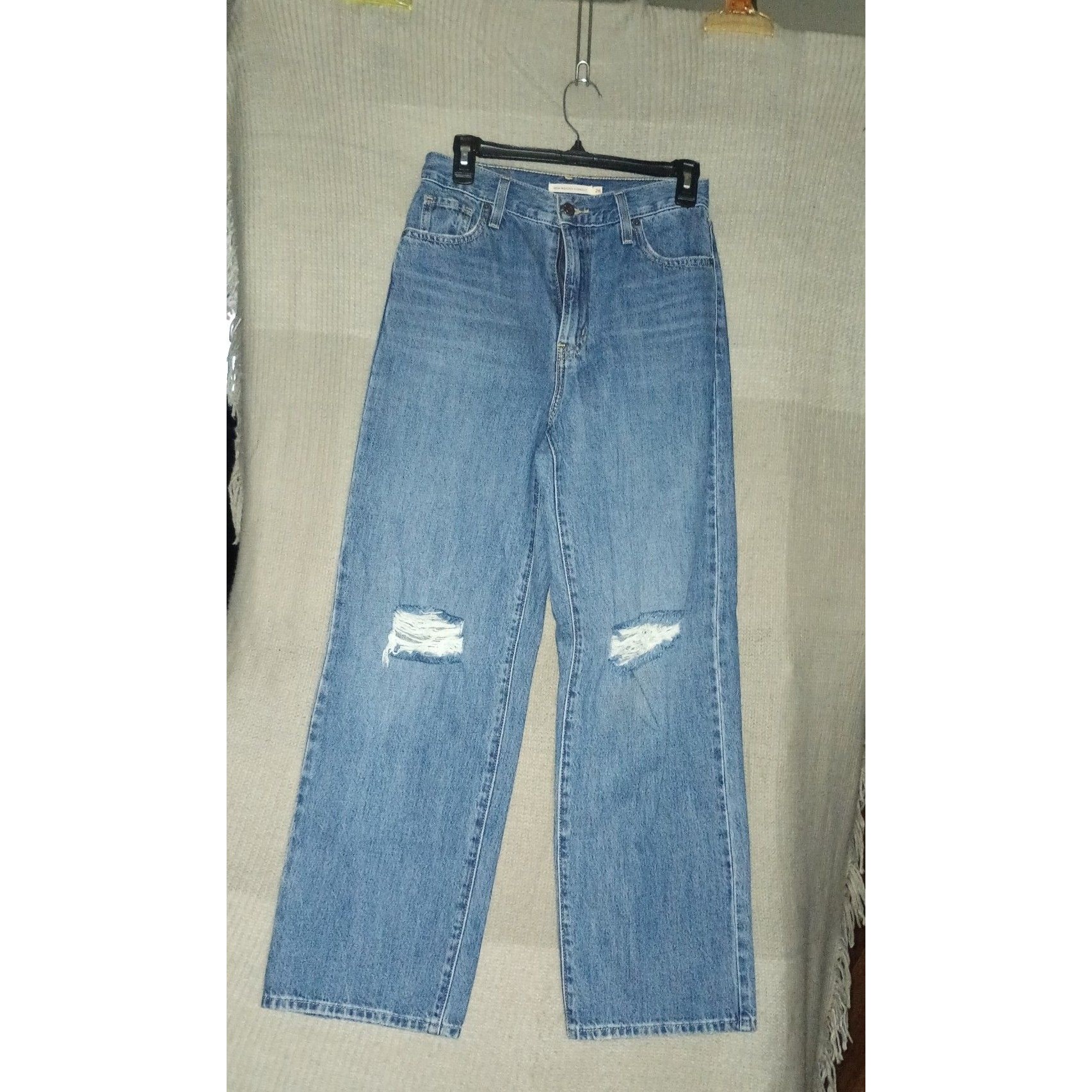 Levi's High Waisted Straight Jeans Size 26